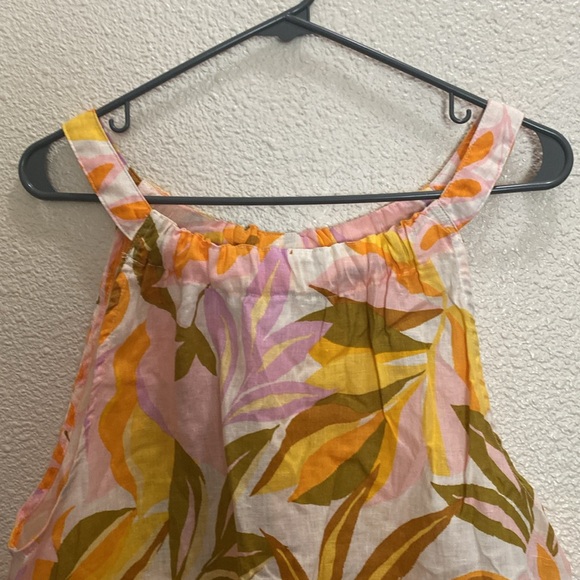 C & C Linen tank top size Large - Picture 2 of 5